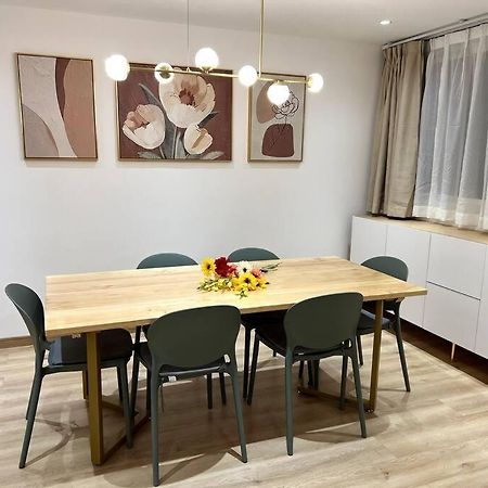 סיינט דניס Perle Au Centre Ville Avec Vue Mer Et Montagne מראה חיצוני תמונה